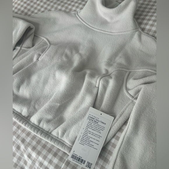 ‼️SOLD‼️ Lululemon Looped Terry Fleece Funnel Neck - Picture 4 of 7